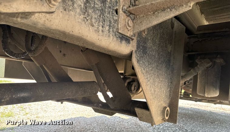 image for item DU9851 1999 GMC C6500 rollback truck