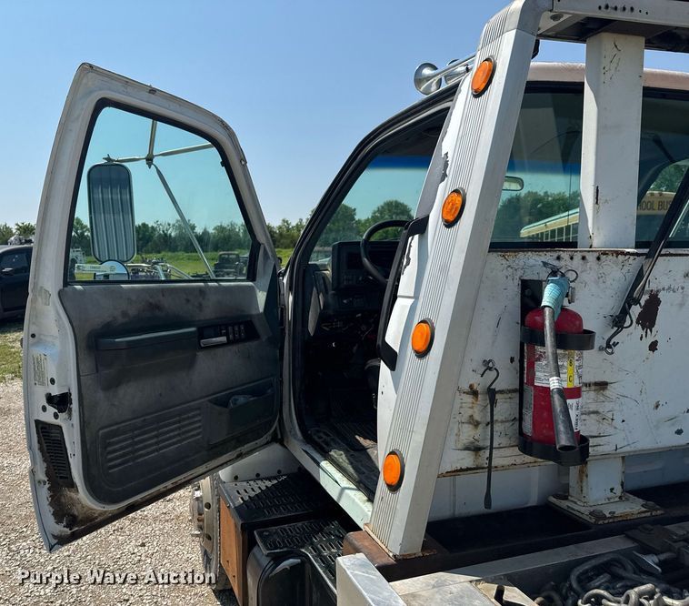 image for item DU9851 1999 GMC C6500 rollback truck