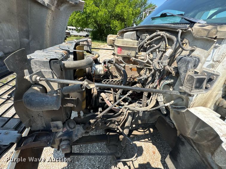 image for item DU9851 1999 GMC C6500 rollback truck