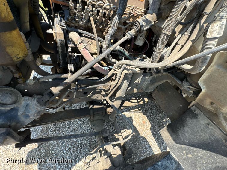 image for item DU9851 1999 GMC C6500 rollback truck