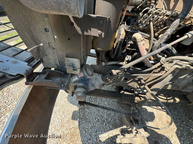 image for item DU9851 1999 GMC C6500 rollback truck