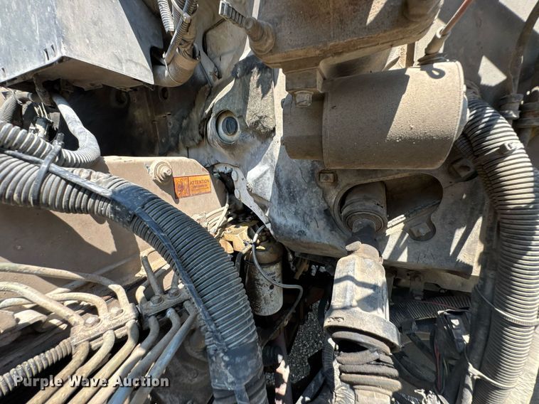 image for item DU9851 1999 GMC C6500 rollback truck