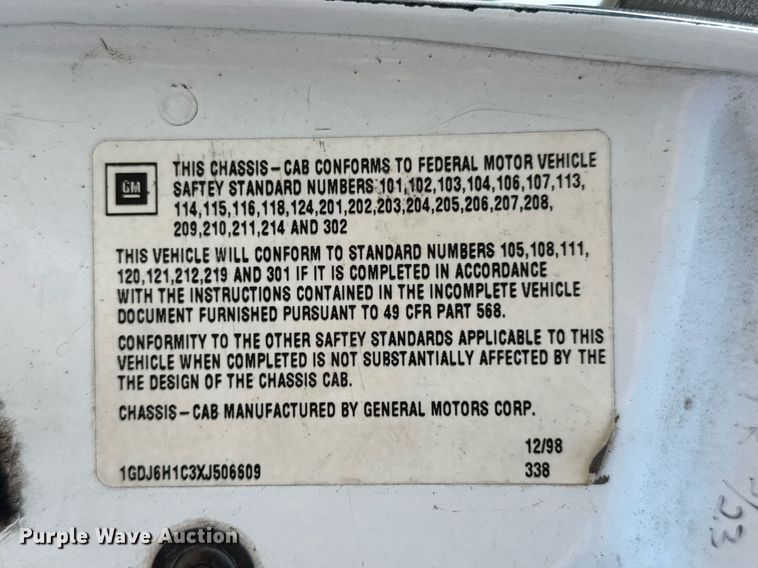 image for item DU9851 1999 GMC C6500 rollback truck