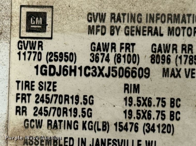 image for item DU9851 1999 GMC C6500 rollback truck