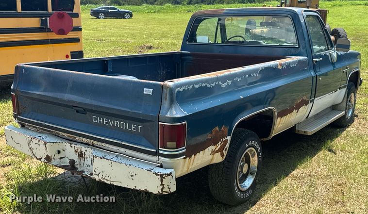 image for item DU9852 1981 Chevrolet K10 pickup truck