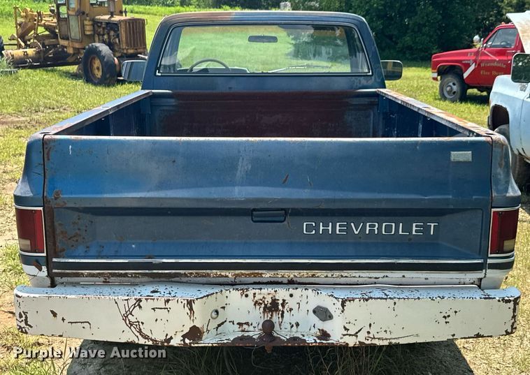 image for item DU9852 1981 Chevrolet K10 pickup truck