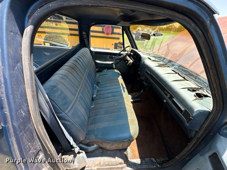 image for item DU9852 1981 Chevrolet K10 pickup truck