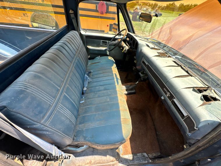 image for item DU9852 1981 Chevrolet K10 pickup truck