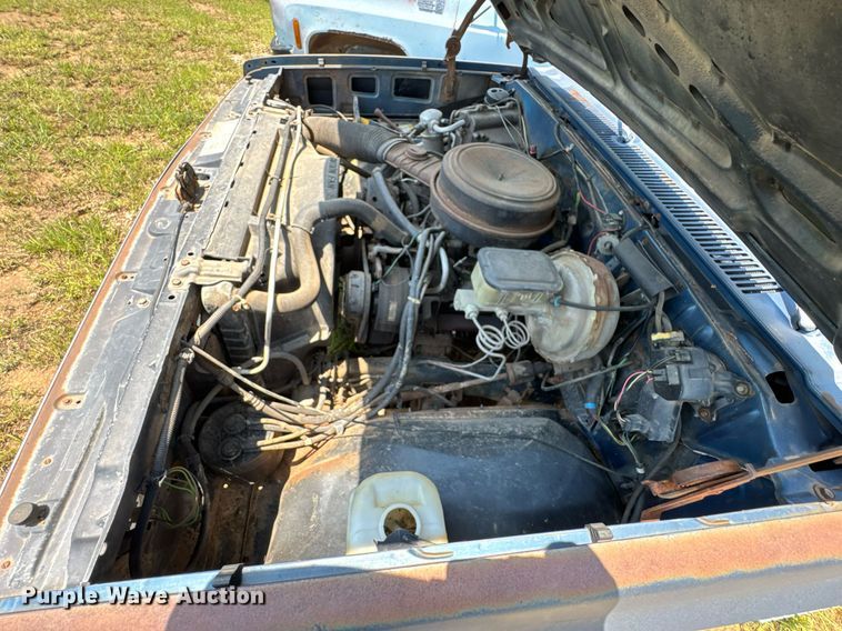 image for item DU9852 1981 Chevrolet K10 pickup truck