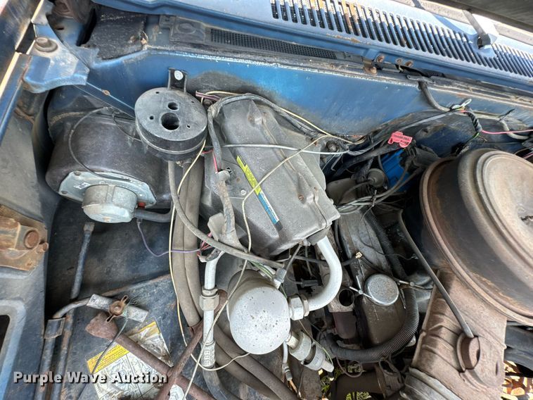 image for item DU9852 1981 Chevrolet K10 pickup truck