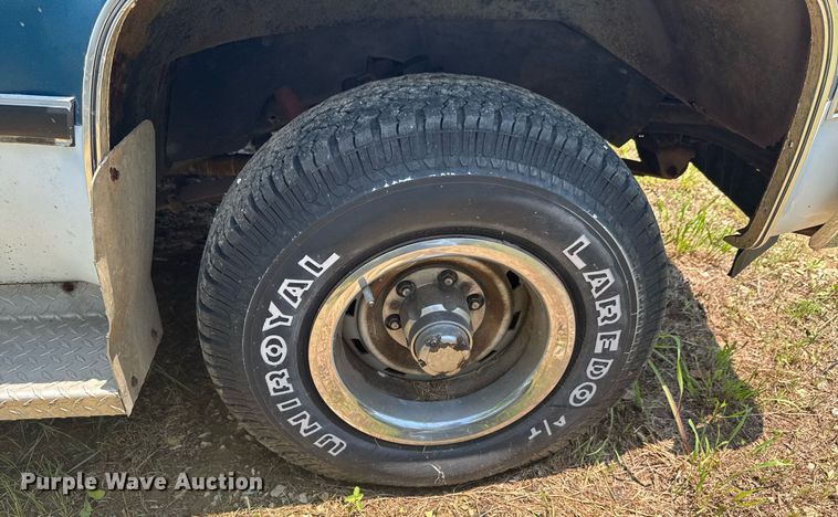 image for item DU9852 1981 Chevrolet K10 pickup truck