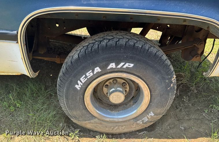 image for item DU9852 1981 Chevrolet K10 pickup truck