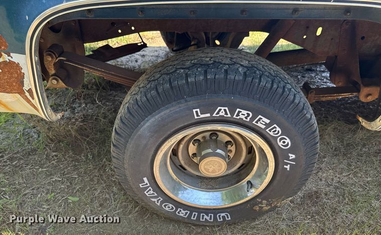 image for item DU9852 1981 Chevrolet K10 pickup truck