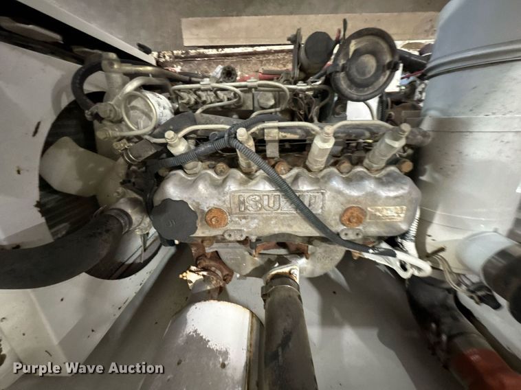 image for item DU9858 Isuzu street sweeper hydraulic pump