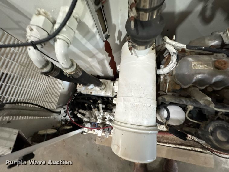 image for item DU9858 Isuzu street sweeper hydraulic pump