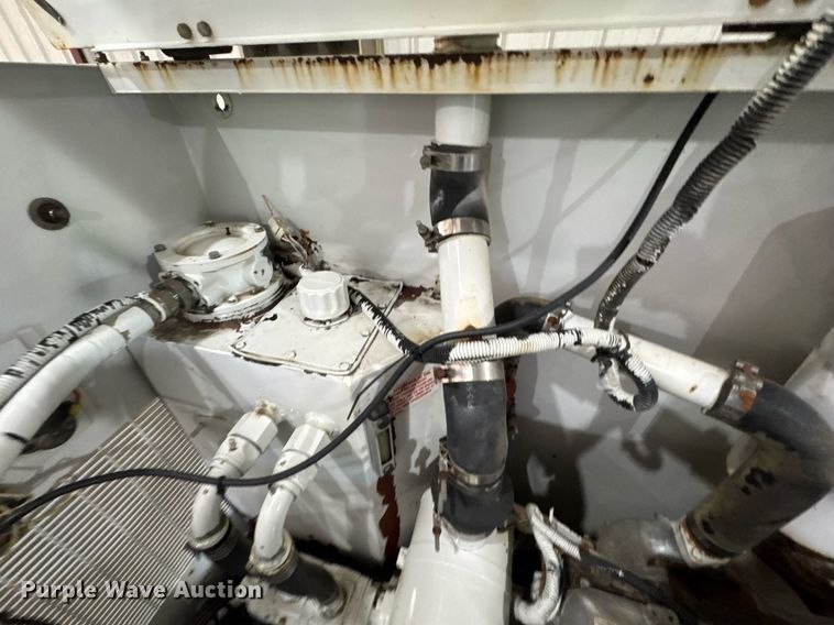 image for item DU9858 Isuzu street sweeper hydraulic pump