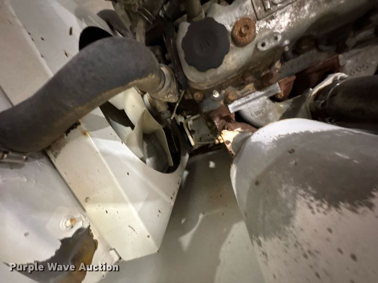 image for item DU9858 Isuzu street sweeper hydraulic pump