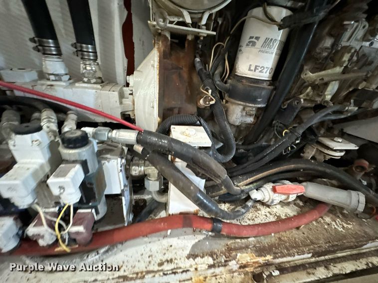 image for item DU9858 Isuzu street sweeper hydraulic pump