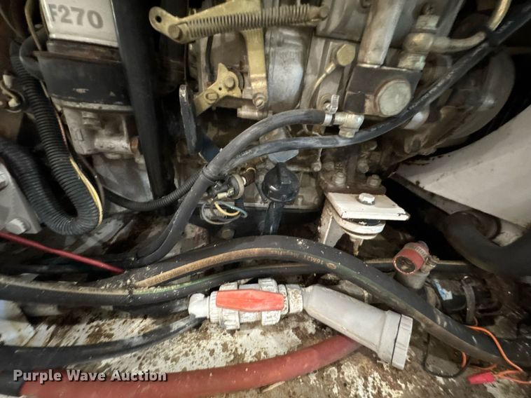 image for item DU9858 Isuzu street sweeper hydraulic pump