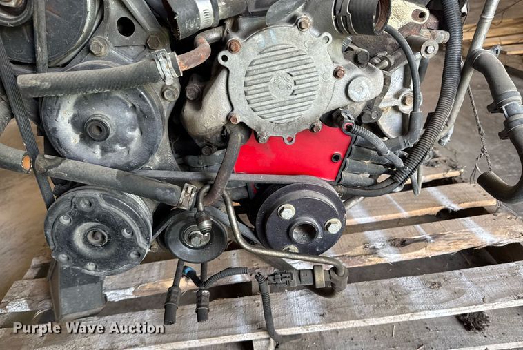 image for item DU9864 1997 GM Roadmaster engine