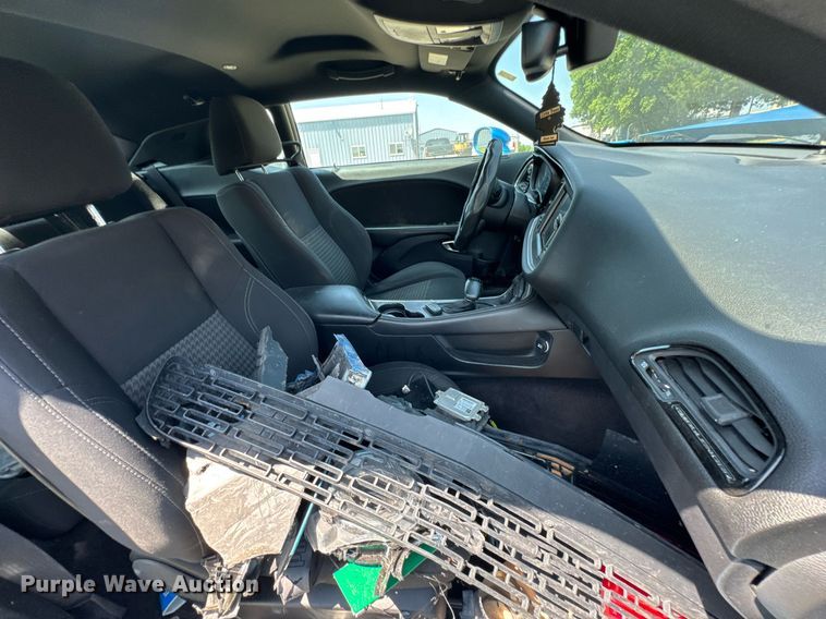 image for item DU9868 2016 Dodge Challenger 