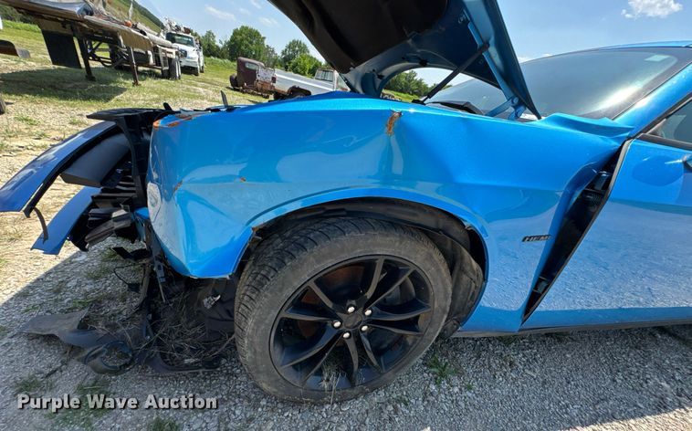 image for item DU9868 2016 Dodge Challenger 