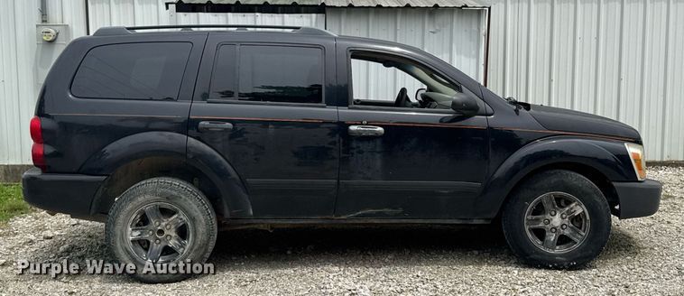 image for item DU9878 2004 Dodge Durango SLT SUV