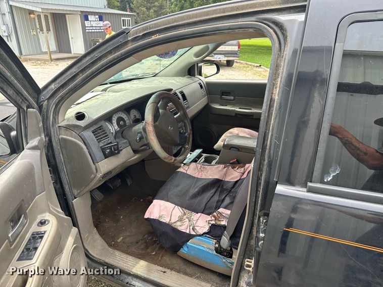 image for item DU9878 2004 Dodge Durango SLT SUV