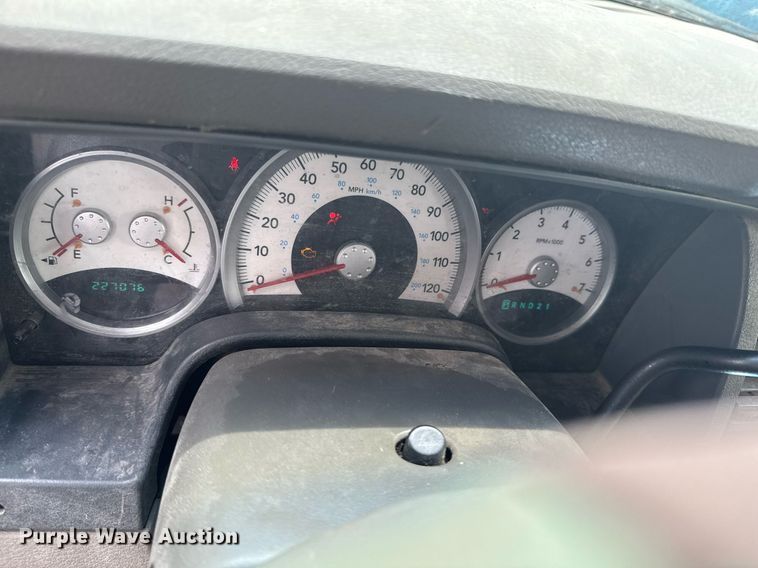 image for item DU9878 2004 Dodge Durango SLT SUV