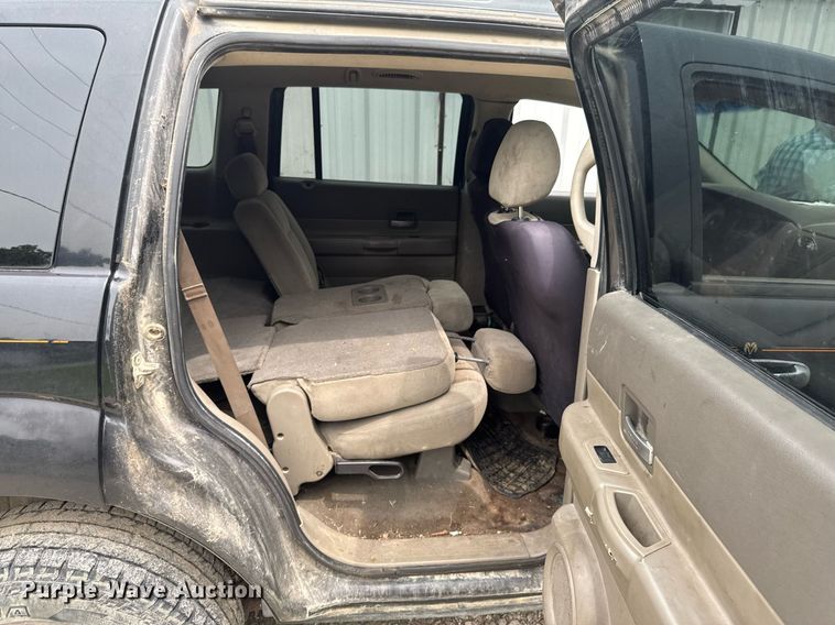image for item DU9878 2004 Dodge Durango SLT SUV