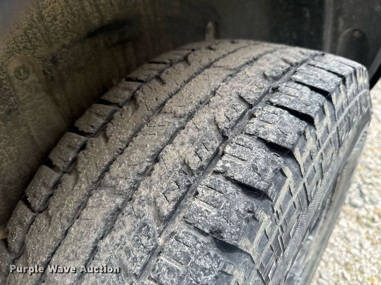 image for item DU9878 2004 Dodge Durango SLT SUV