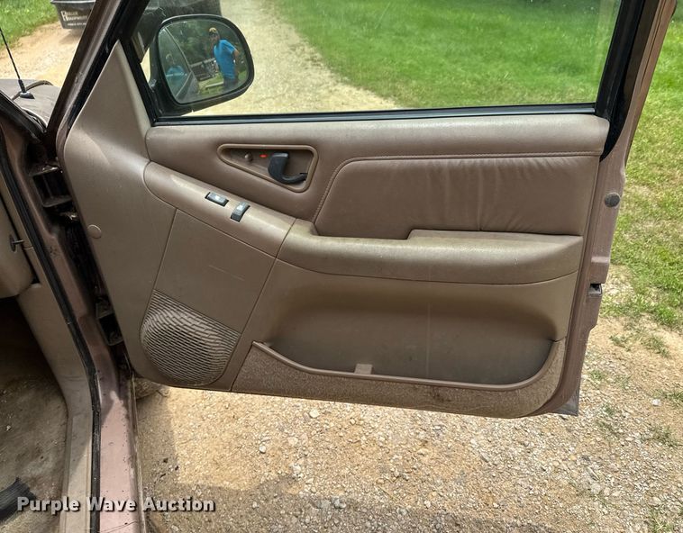 image for item DU9879 1996 Chevrolet Blazer SUV