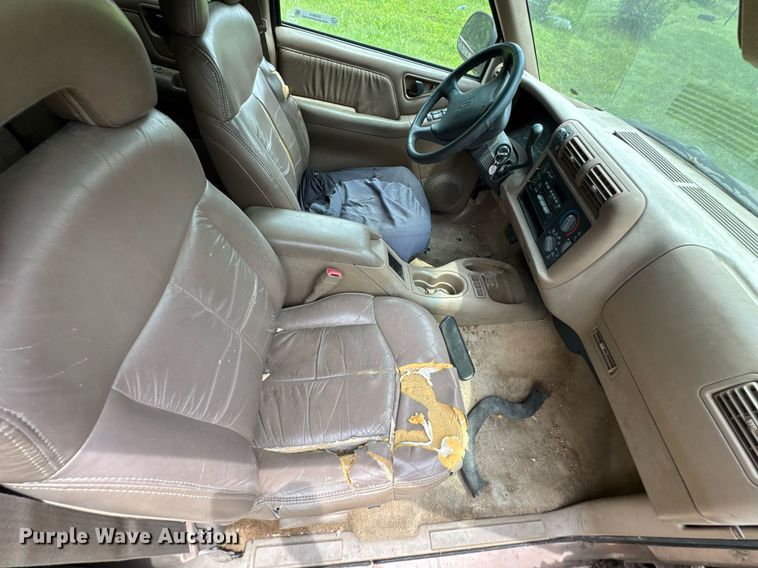 image for item DU9879 1996 Chevrolet Blazer SUV