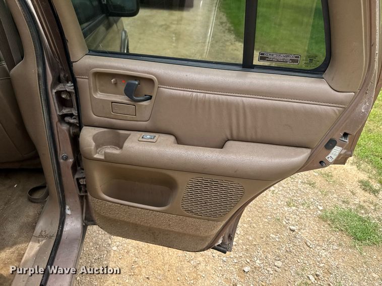 image for item DU9879 1996 Chevrolet Blazer SUV