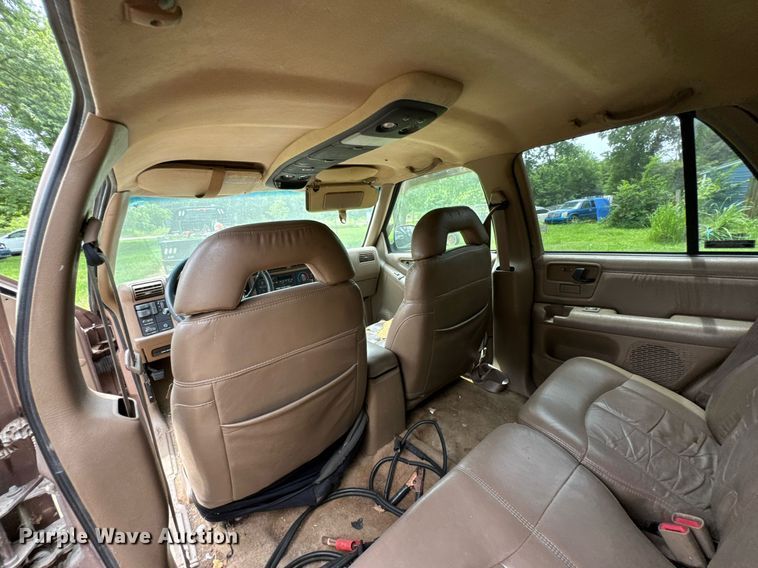 image for item DU9879 1996 Chevrolet Blazer SUV