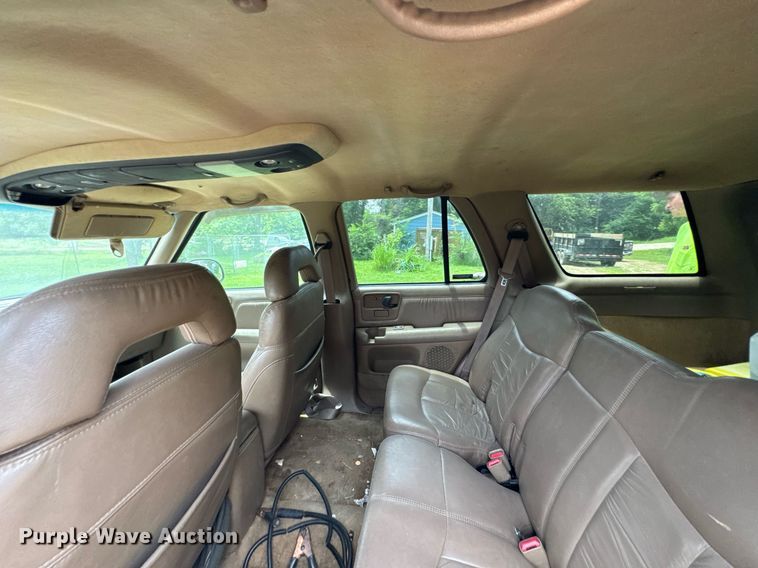 image for item DU9879 1996 Chevrolet Blazer SUV