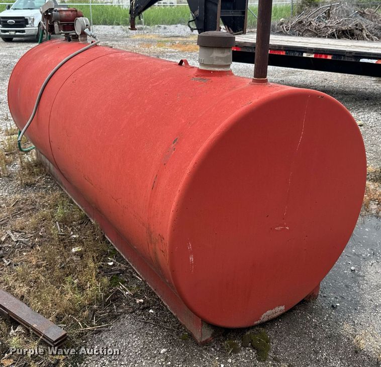 image for item DU9884 Tank