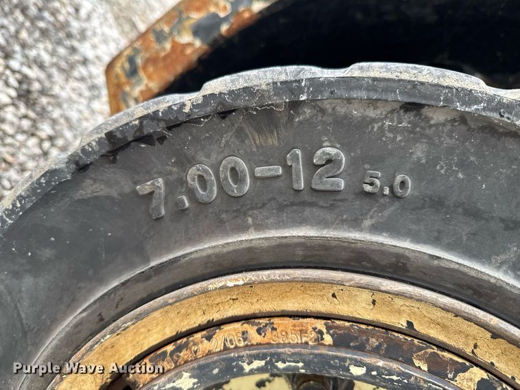 image for item DU9885 Hyster H110F forklift