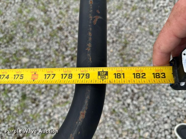 image for item DU9893 (2) truck racks