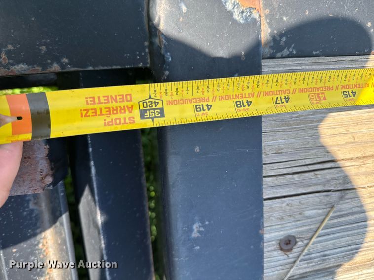 image for item DU9898 2016 Big Tex 25GN-35BK+5MR equipment trailer