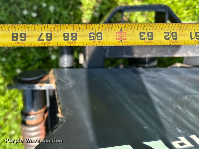 image for item DU9898 2016 Big Tex 25GN-35BK+5MR equipment trailer