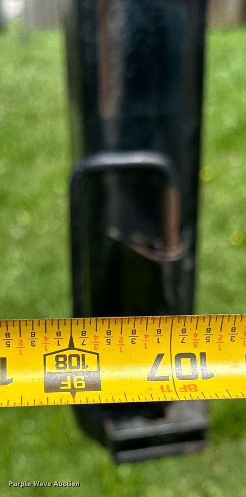 image for item DU9898 2016 Big Tex 25GN-35BK+5MR equipment trailer