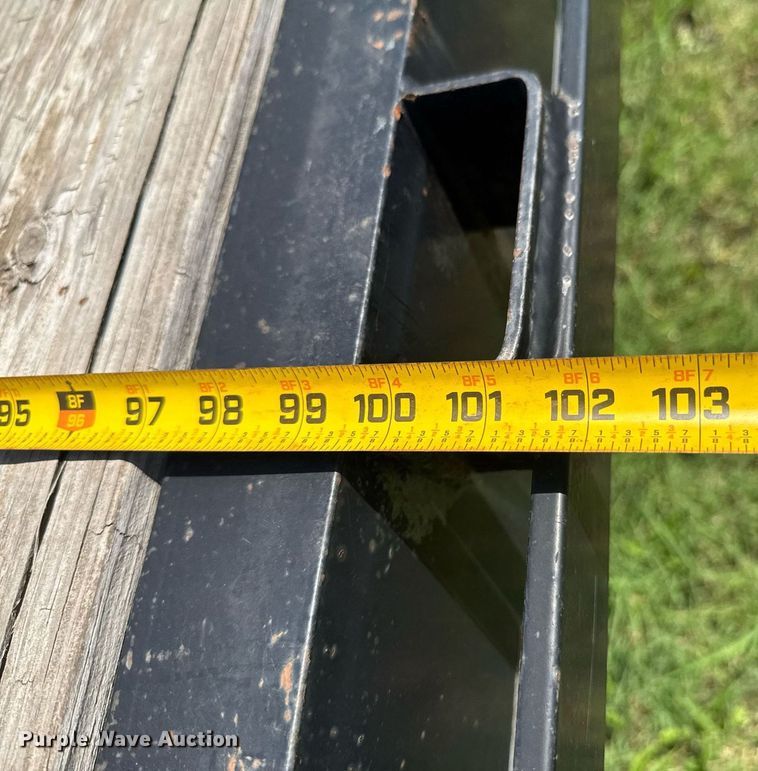 image for item DU9898 2016 Big Tex 25GN-35BK+5MR equipment trailer