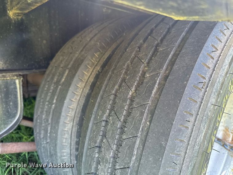 image for item DU9898 2016 Big Tex 25GN-35BK+5MR equipment trailer