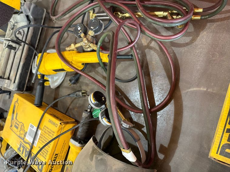 image for item DU9919 Tools