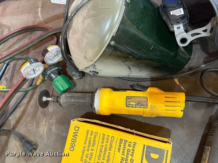 image for item DU9919 Tools