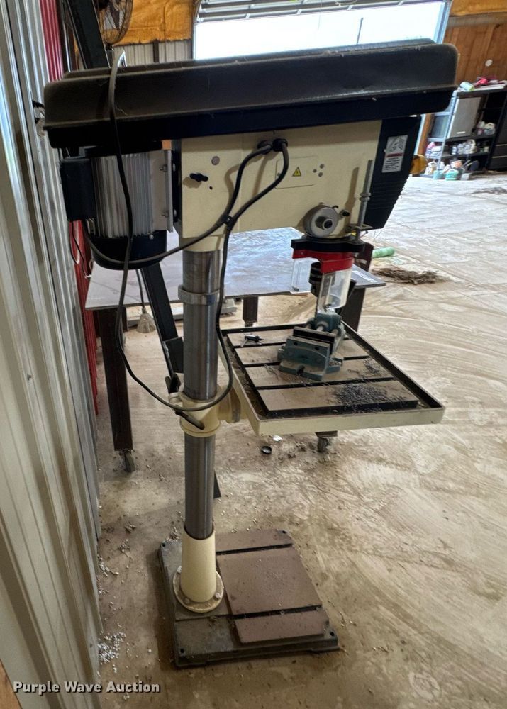 image for item DU9920 2019 Shop Fox M1039 drill press