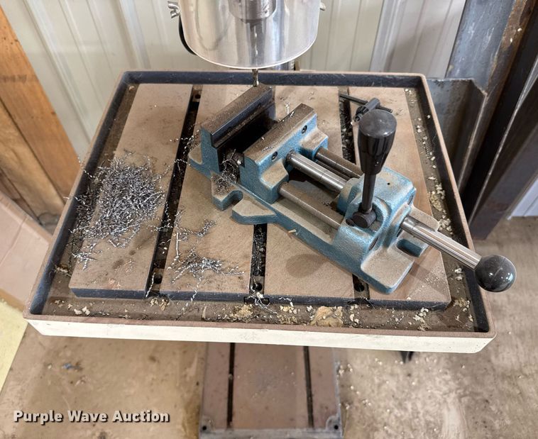 image for item DU9920 2019 Shop Fox M1039 drill press