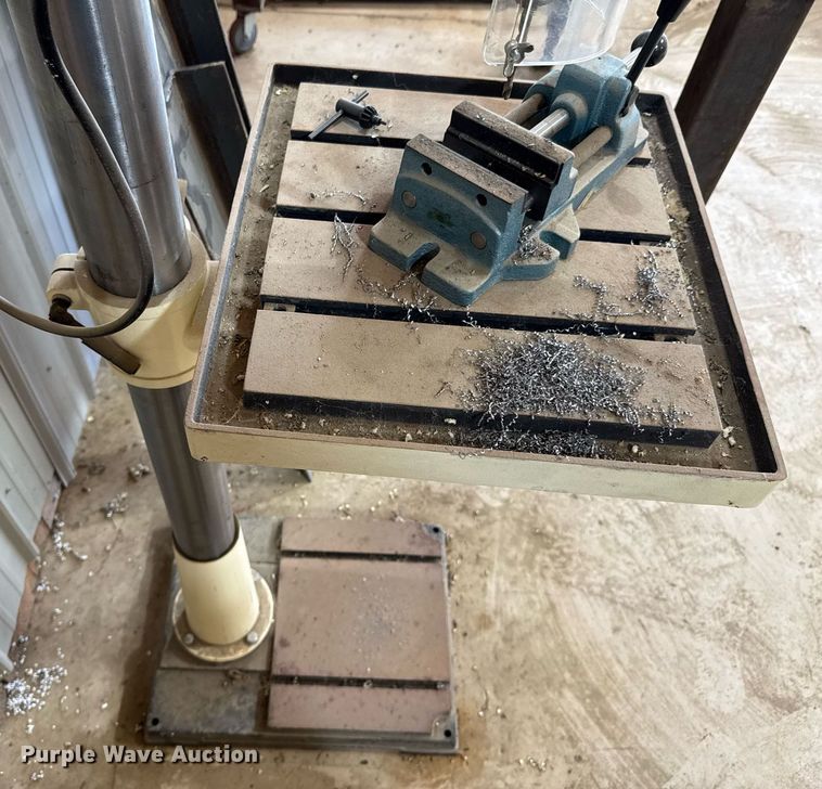 image for item DU9920 2019 Shop Fox M1039 drill press