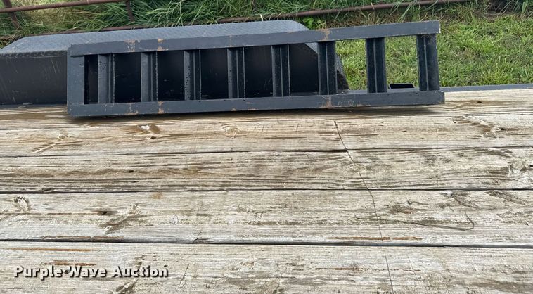 image for item DU9928 2019 Texline 8320DCH52 utility trailer